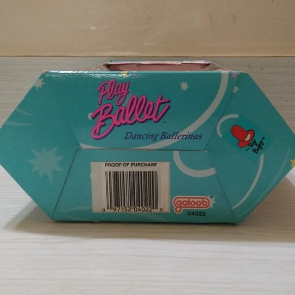 Vintage RARE 1991 "Danielle" Galoob Play Ballet Danielle Doll - Picture 6 of 6